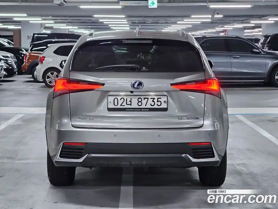 Lexus NX 2019 2.5 Автомат в Москве № 628779, фото 5