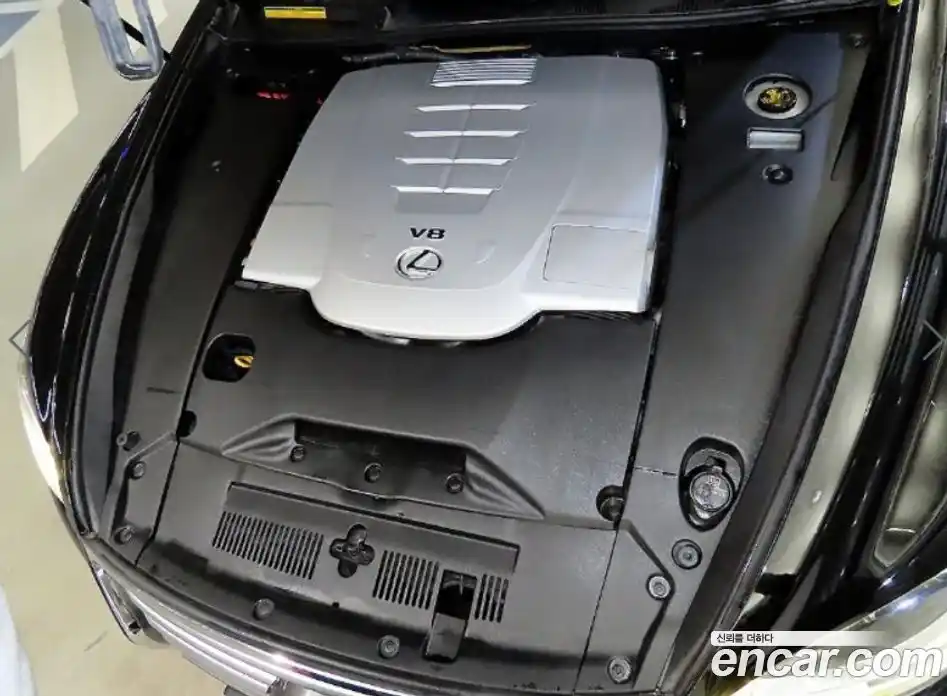 Lexus LS 2015 4.6 Автомат в Москве № 628793, фото 18