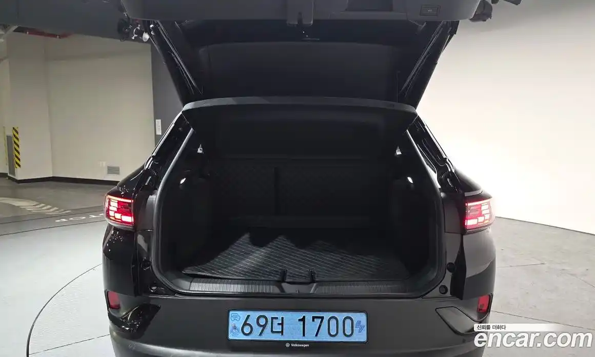 Volkswagen ID.4 2023 0.2 Автомат в Москве № 628849, фото 19