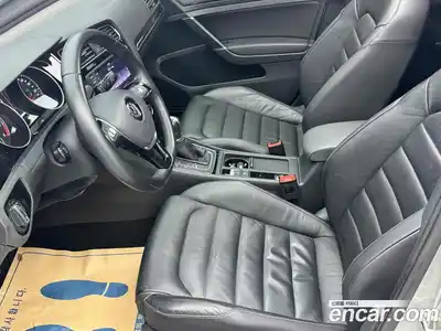 Volkswagen Golf 2015 1.4 Автомат в Москве № 628994, миниатюра 9