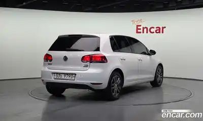 Volkswagen Golf 2011 1.6 Автомат в Москве № 629151, миниатюра 2