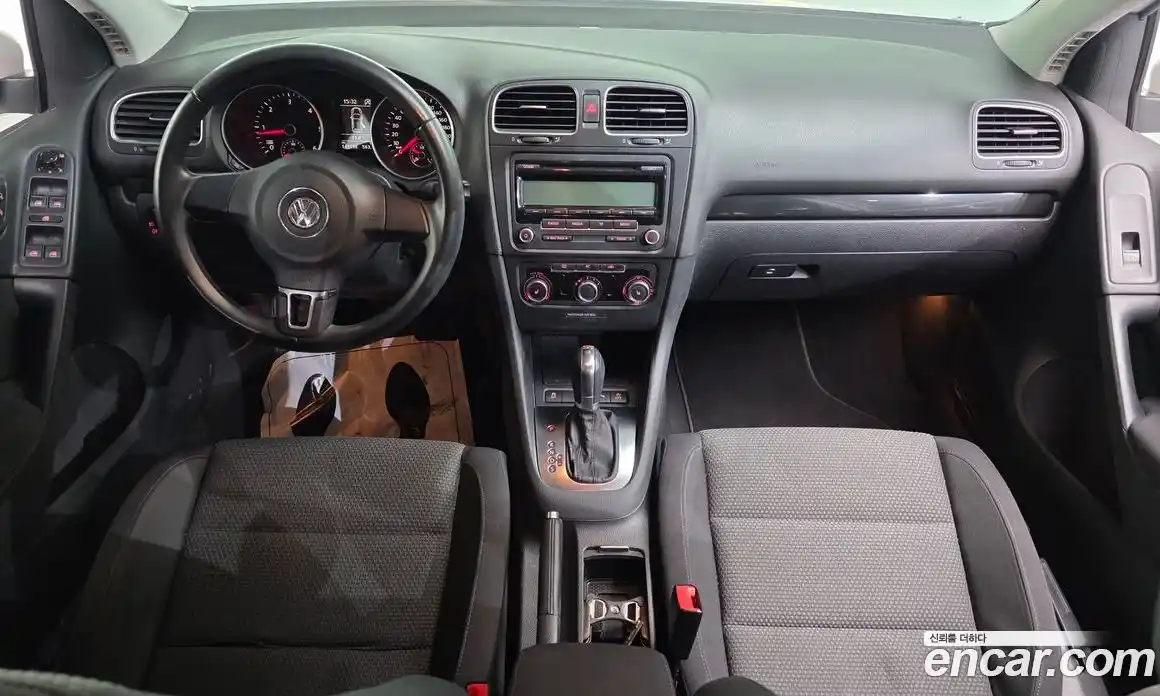 Volkswagen Golf 2011 1.6 Автомат в Москве № 629151, фото 7