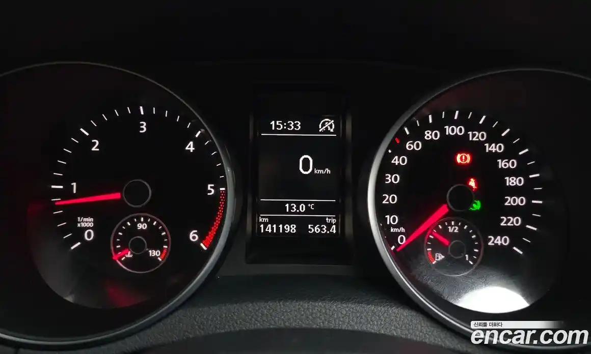 Volkswagen Golf 2011 1.6 Автомат в Москве № 629151, фото 8