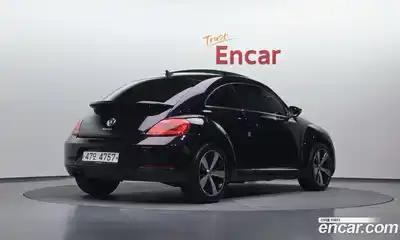 Volkswagen Beatle 2015 2.0 Автомат в Москве № 629262, миниатюра 2