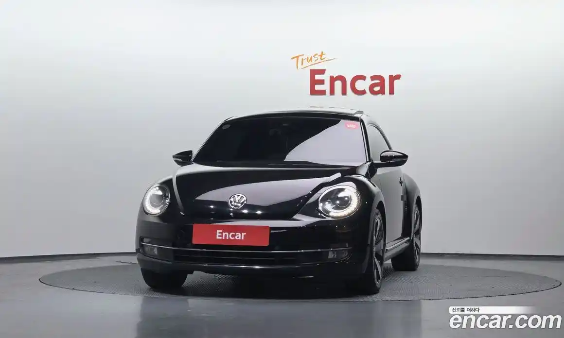 Volkswagen Beatle 2015 2.0 Автомат в Москве № 629262, фото 3