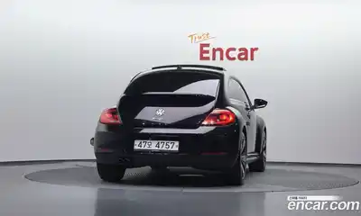 Volkswagen Beatle 2015 2.0 Автомат в Москве № 629262, миниатюра 4