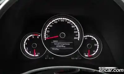 Volkswagen Beatle 2015 2.0 Автомат в Москве № 629262, миниатюра 8