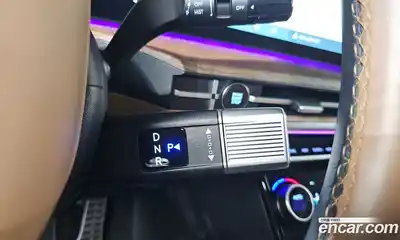 Hyundai Santa Fe 2024 1.6 Автомат в Москве № 108742, миниатюра 9