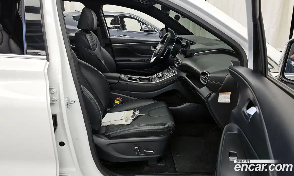 Hyundai Santa Fe 2023 1.6 Автомат в Москве № 113528, фото 11