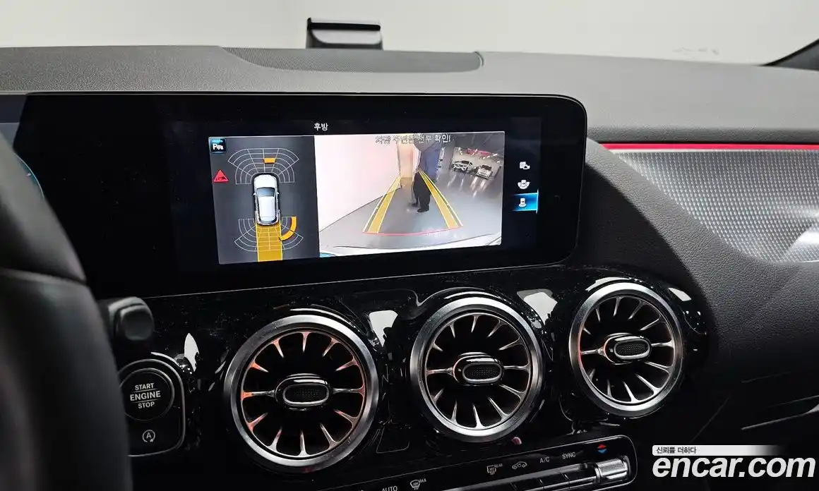 Mercedes-Benz GLA-Class 2021 2.0 Автомат в Москве № 139998, фото 16