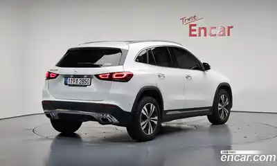 Mercedes-Benz GLA-Class 2021 2.0 Автомат в Москве № 139998, миниатюра 2