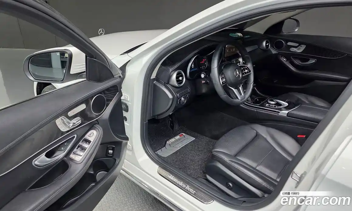 Mercedes-Benz C-Class 2019 1.9 Автомат в Москве № 153244, фото 13