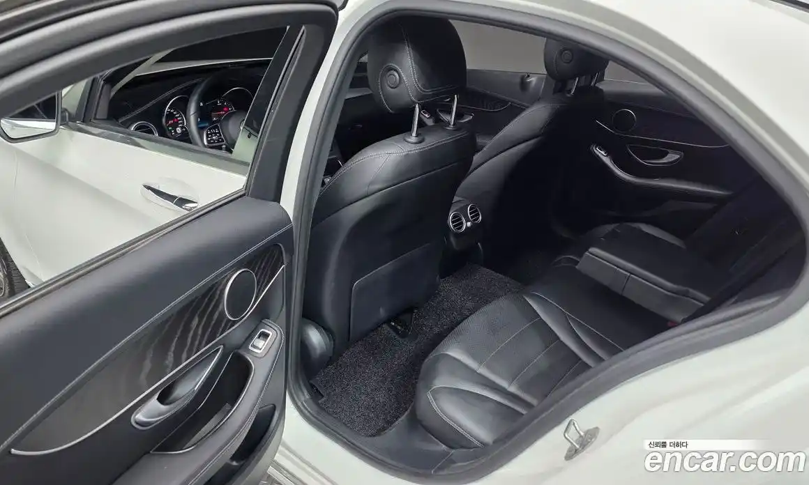 Mercedes-Benz C-Class 2019 1.9 Автомат в Москве № 153244, фото 18