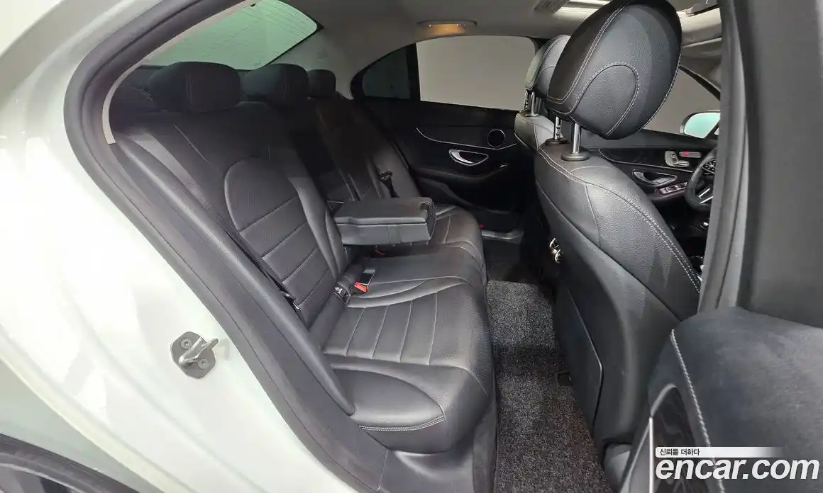 Mercedes-Benz C-Class 2019 1.9 Автомат в Москве № 153244, фото 19