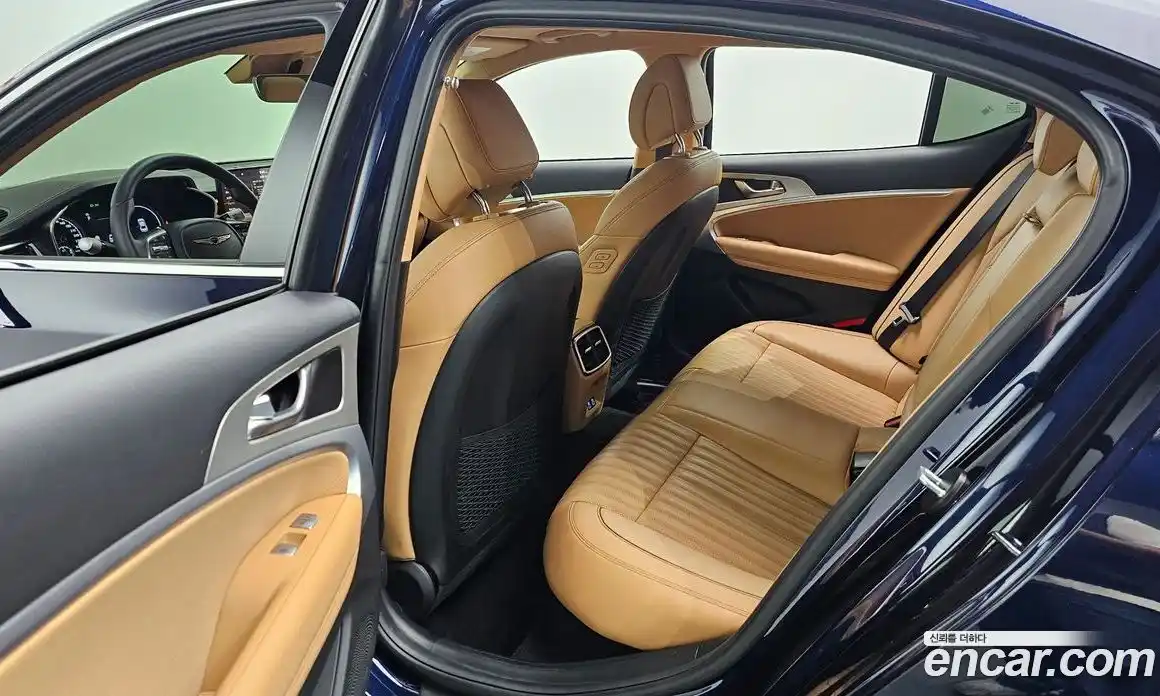 Genesis G70 2024 2.5 Автомат в Москве № 17285, фото 12