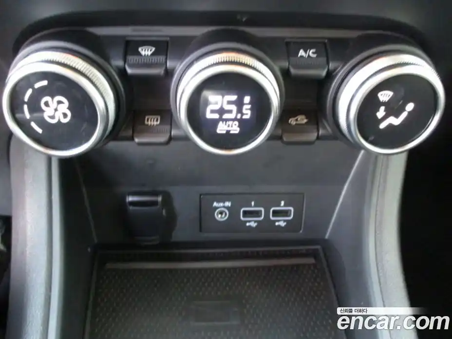 Renault Captur 2020 1.5 Автомат в Москве № 185841, фото 16