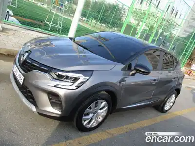 Renault Captur 2020 1.5 Автомат в Москве № 185841, миниатюра 2