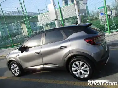 Renault Captur 2020 1.5 Автомат в Москве № 185841, миниатюра 6
