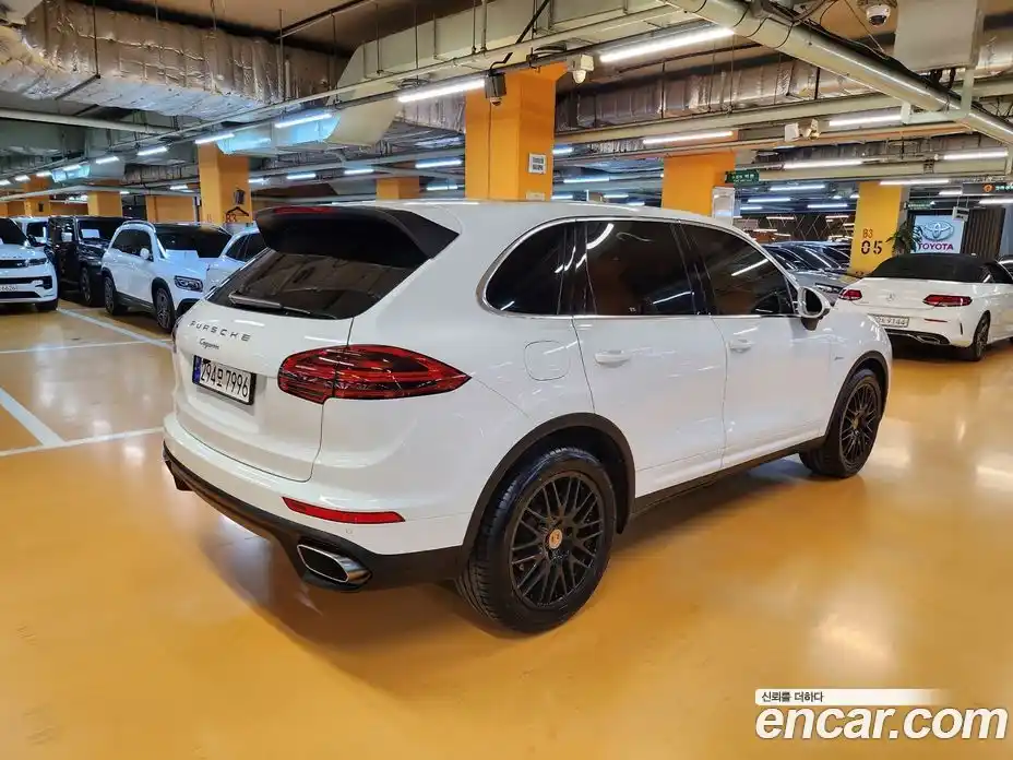 Porsche Cayenne 2016 3.0 Автомат в Москве № 186868, фото 4