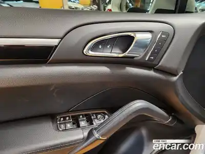 Porsche Cayenne 2016 3.0 Автомат в Москве № 186868, миниатюра 5