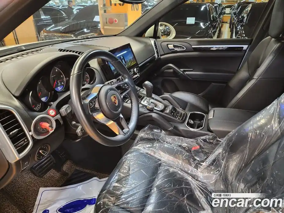 Porsche Cayenne 2016 3.0 Автомат в Москве № 186868, фото 6