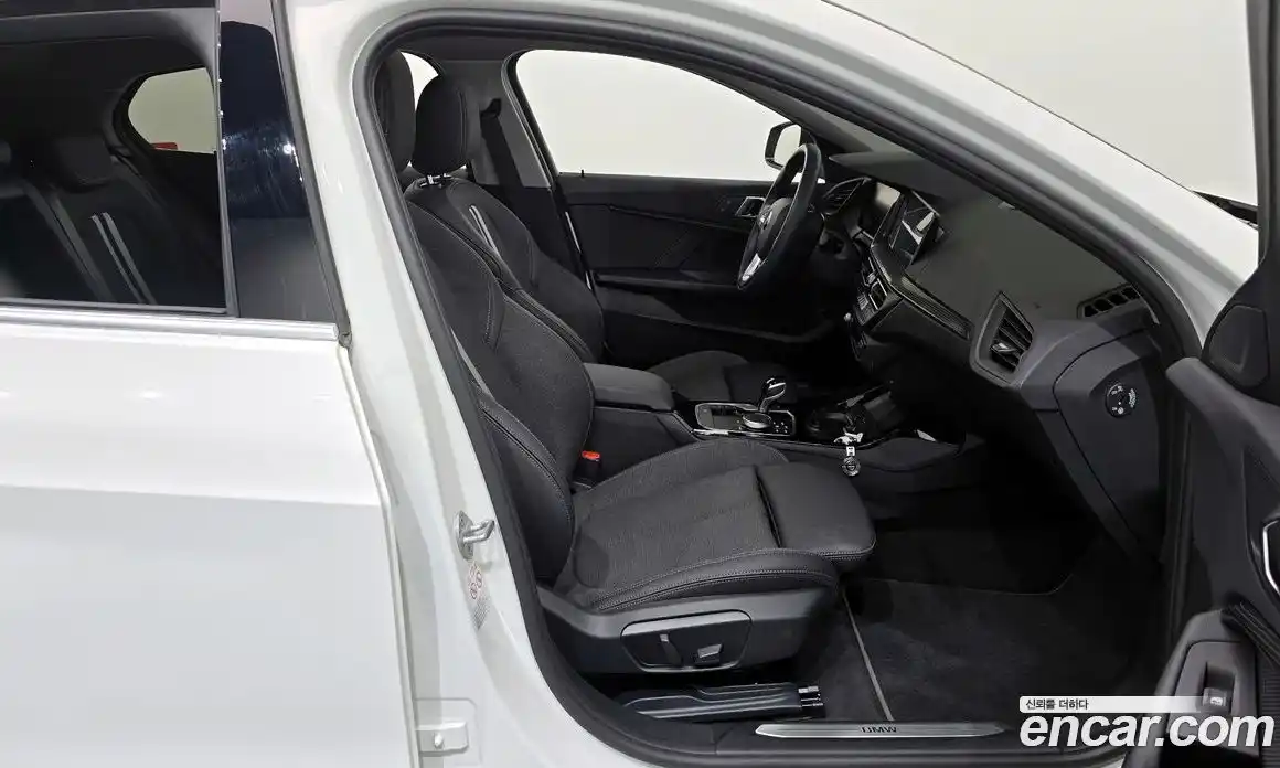 BMW 1-Series 2024 2.0 Автомат в Москве № 186871, фото 11