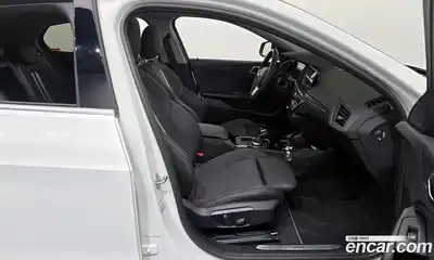 BMW 1-Series 2024 2.0 Автомат в Москве № 186871, миниатюра 11