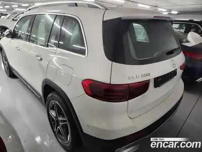 Mercedes-Benz GLB-Class 2025 2.0 Автомат в Москве № 193595, миниатюра 3