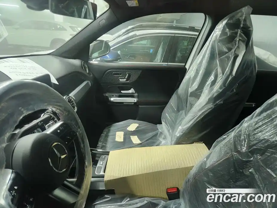 Mercedes-Benz GLB-Class 2025 2.0 Автомат в Москве № 193595, фото 5