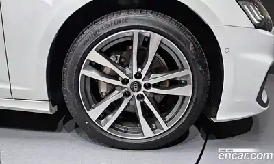 Audi A6 2023 2.0 Автомат в Москве № 196004, миниатюра 5