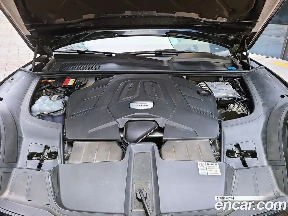 Porsche Cayenne 2020 3.0 Автомат в Москве № 197933, фото 19