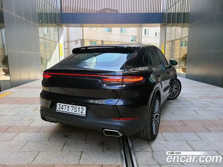 Porsche Cayenne 2020 3.0 Автомат в Москве № 197933, фото 3