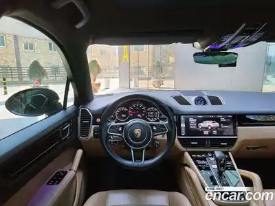 Porsche Cayenne 2020 3.0 Автомат в Москве № 197933, миниатюра 6