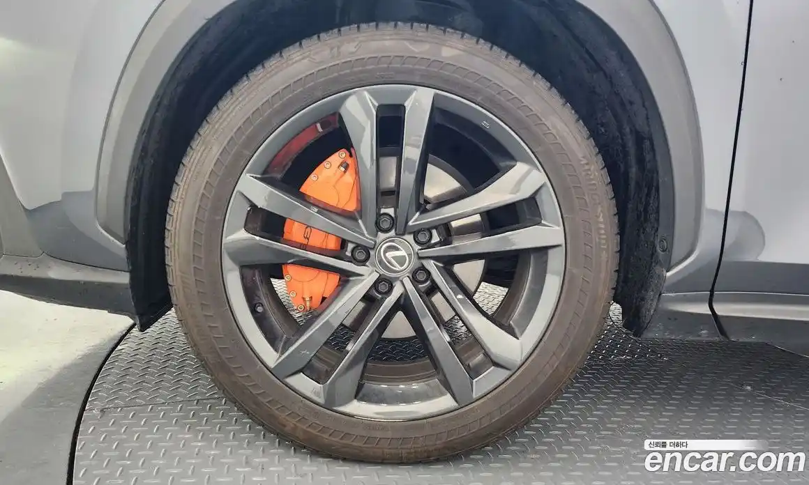 Lexus NX 2024 2.5 Автомат в Москве № 198734, фото 5