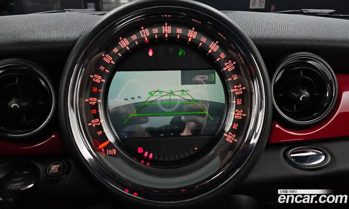 Mini Cooper 2013 1.6 Автомат в Москве № 214403, фото 15