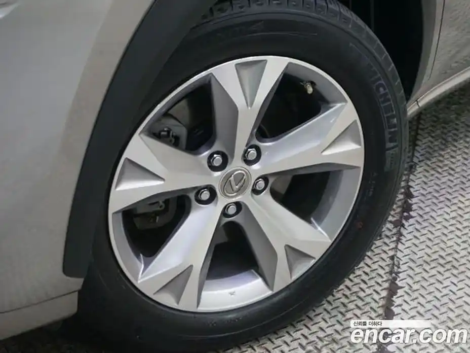 Lexus NX 2017 2.5 Автомат в Москве № 214848, фото 15