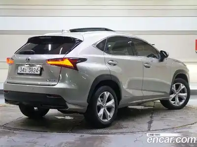 Lexus NX 2017 2.5 Автомат в Москве № 214848, миниатюра 4