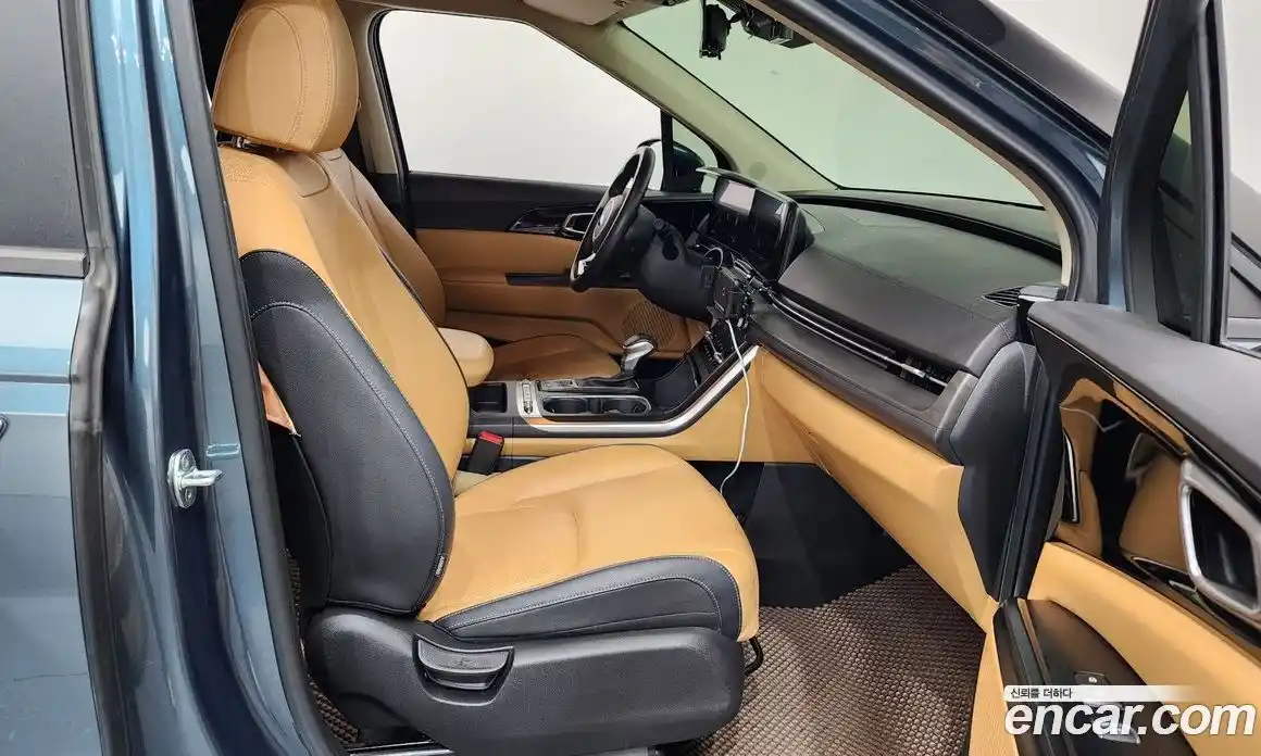 Kia Canival 2021 2.2 Автомат в Москве № 287603, фото 11