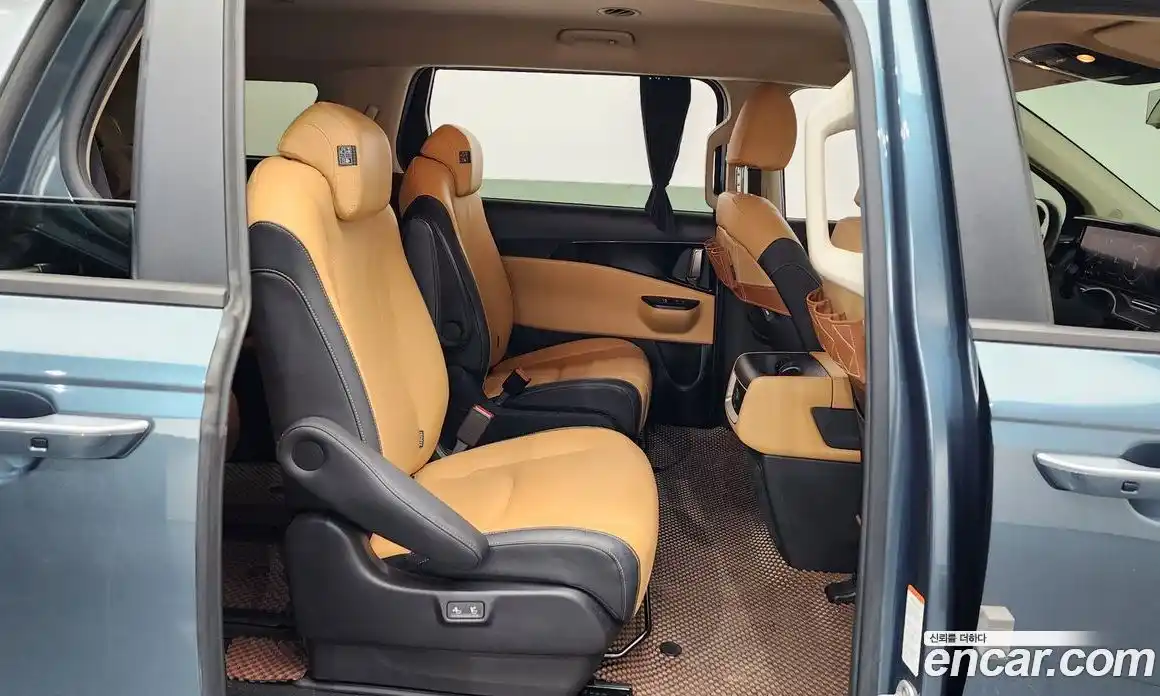 Kia Canival 2021 2.2 Автомат в Москве № 287603, фото 12