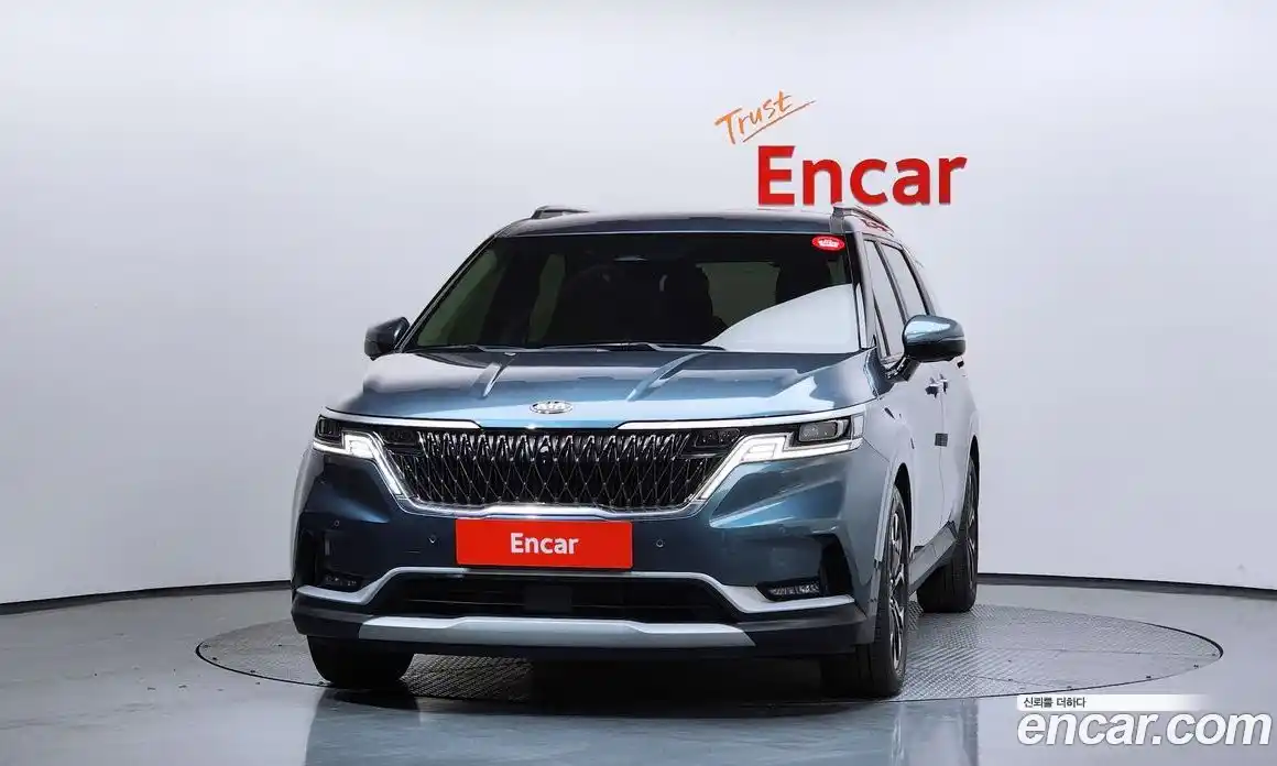 Kia Canival 2021 2.2 Автомат в Москве № 287603, фото 3