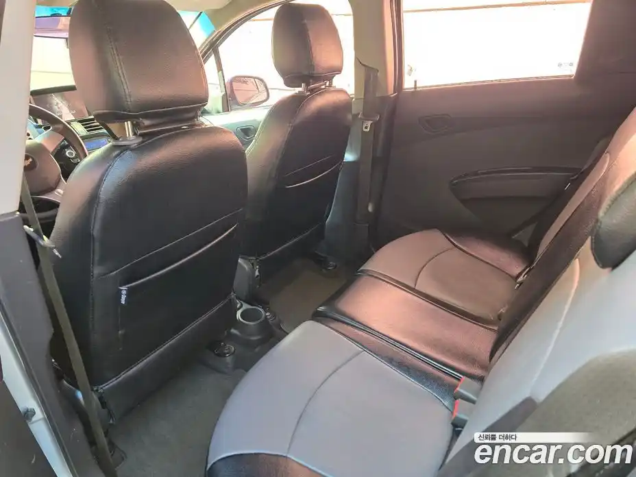 Chevrolet Spark 2013 1.0 Автомат в Москве № 38459, фото 15