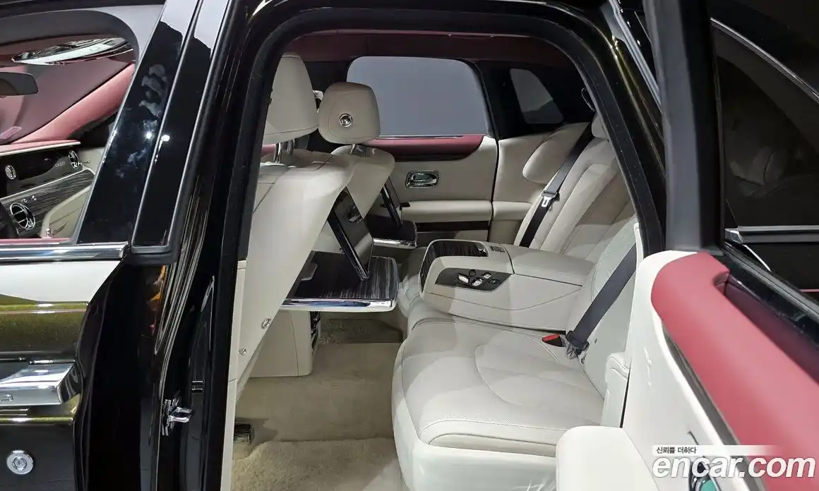 Rolls-Royce Ghost 2023 6.7 Автомат в Москве № 407056, фото 12