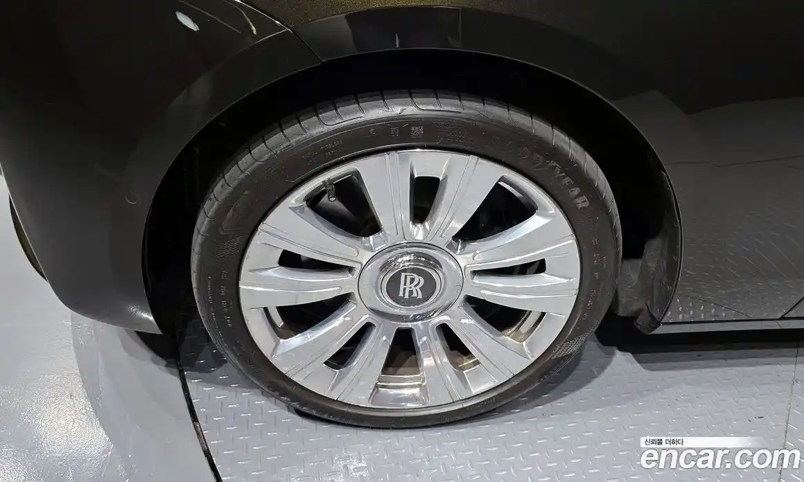 Rolls-Royce Ghost 2023 6.7 Автомат в Москве № 407056, фото 5