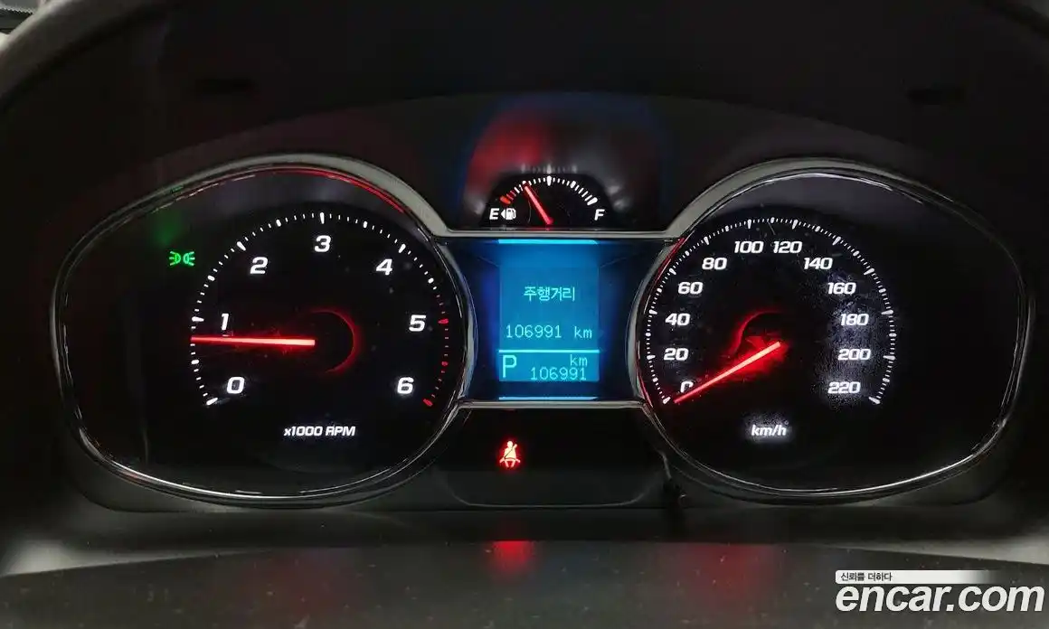 Chevrolet Captiva 2015 2.0 Автомат в Москве № 42396, фото 8