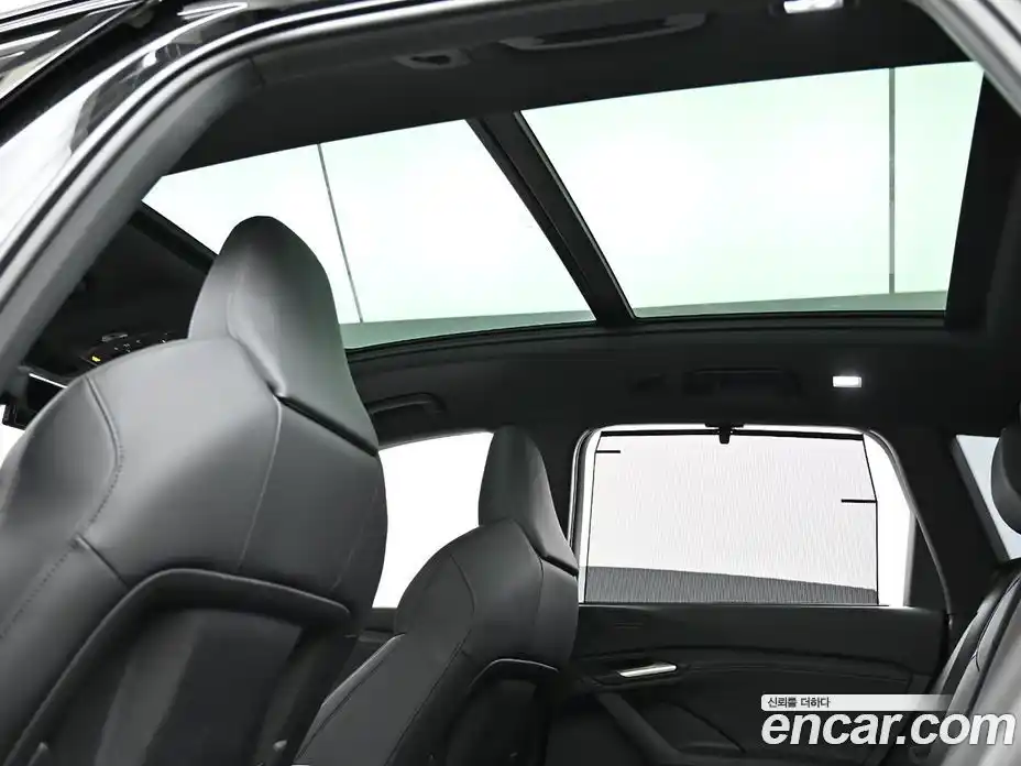 Audi Q6 e-tron 2025 0.1 Автомат в Москве № 497202, фото 19