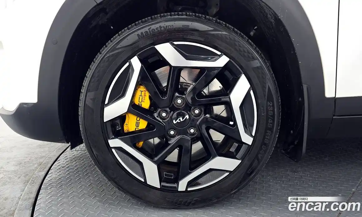 Kia Seltos 2024 1.6 Автомат в Москве № 582236, фото 5