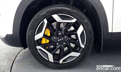 Kia Seltos 2024 1.6 Автомат в Москве № 582236, миниатюра 5