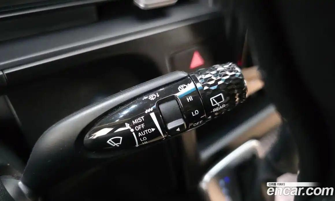 Hyundai Staria 2025 3.5 Автомат в Москве № 582372, фото 16