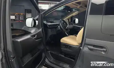 Hyundai Staria 2025 3.5 Автомат в Москве № 582372, миниатюра 10