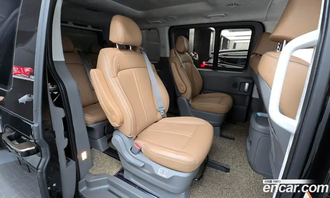 Hyundai Staria 2024 2.2 Автомат в Москве № 582373, фото 12